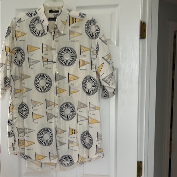 Sharp looking Nautical button down shirt - Picture 1 of 4
